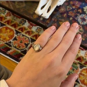 Sterling silver and mother of pearl ring